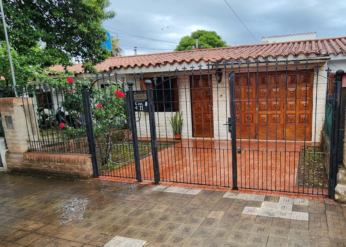 Casa 2 Dorm. 2 Garage en Vicor Apto Credito 1