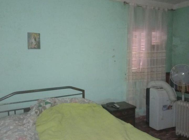 SE VENDE CASA EN CRUZ DEL EJE 5