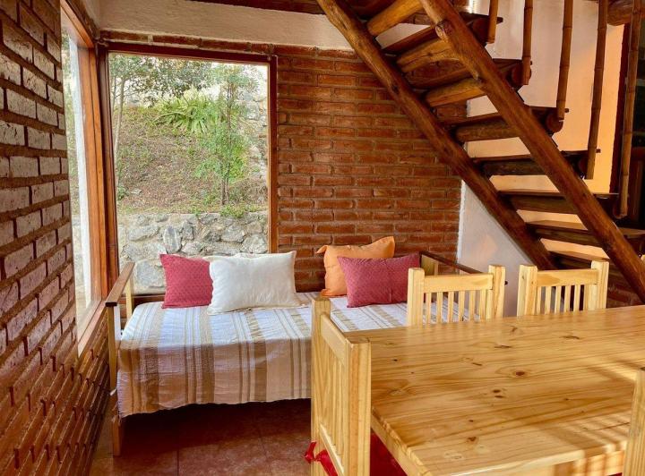 Casa 2 dor en ALQUILER C/ cochera en LA SERRANITA 4