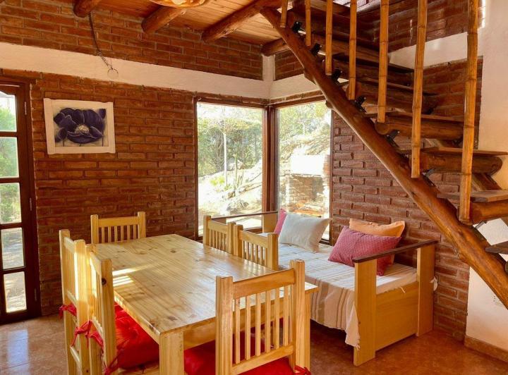 Casa 2 dor en ALQUILER C/ cochera en LA SERRANITA 2