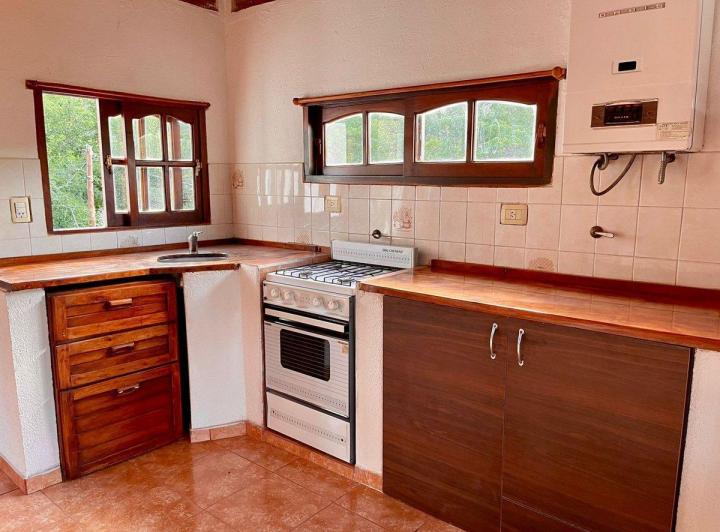 Casa 2 dor en ALQUILER C/ cochera en LA SERRANITA 3