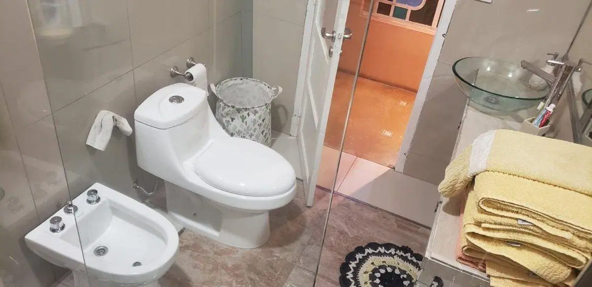 CASA 4 DORMITORIOS ALTA CORDOBA CON PILETA 4