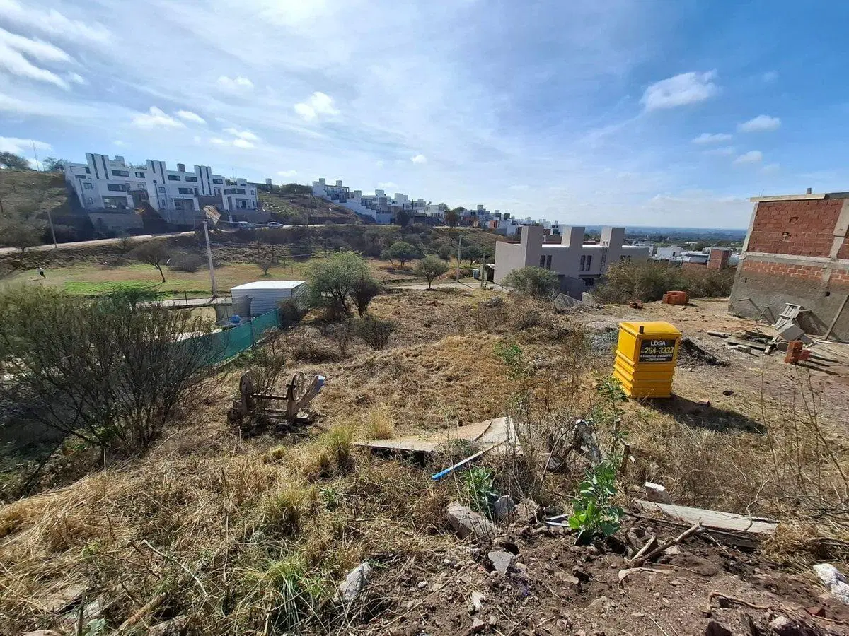 VENTA LOTE 907 M2 EN ZONA EXCLUSIVA CUESTA COLORAD 4
