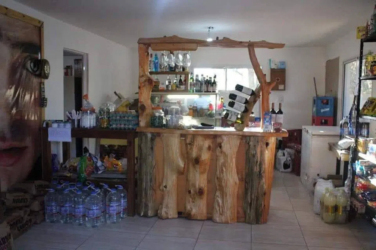 Venta Casa 4 cabañas Mirador del lago pileta 3