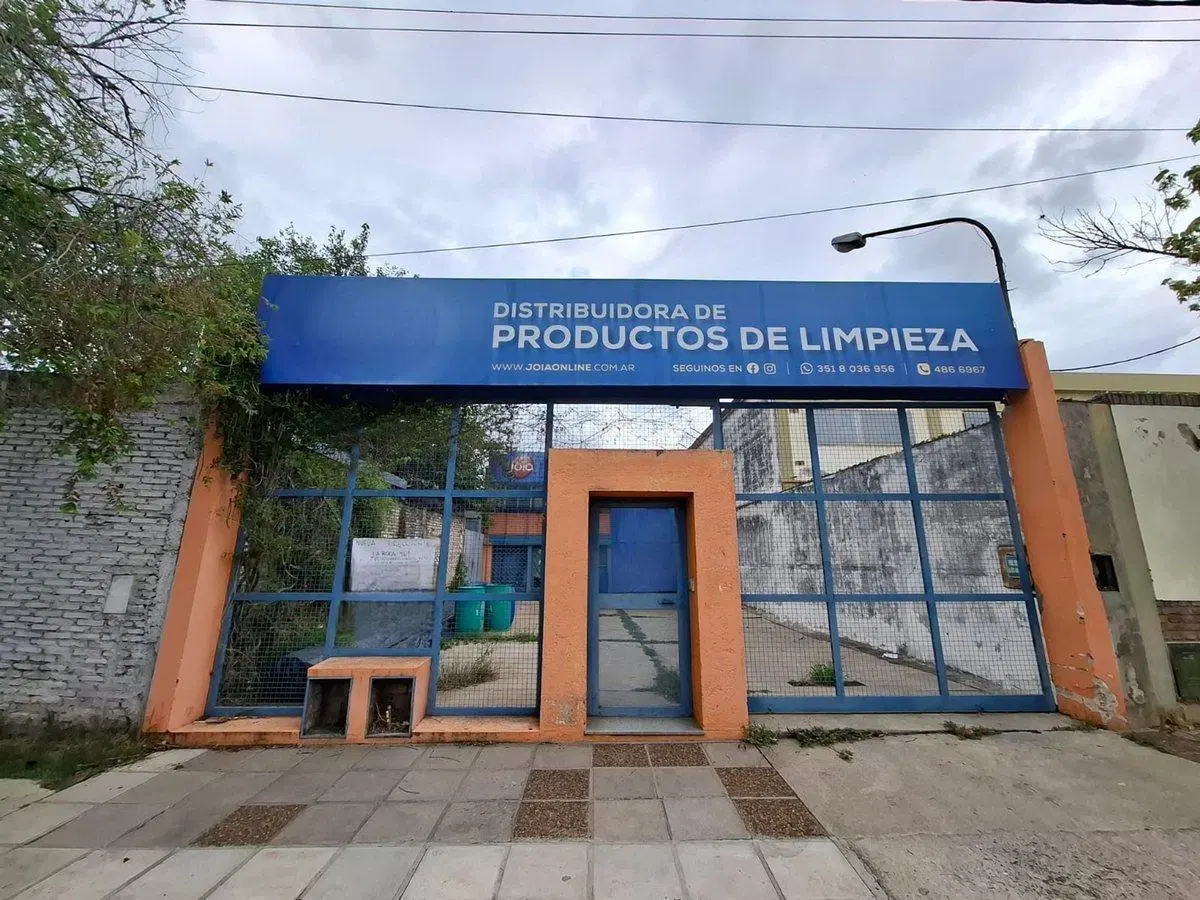 GALPON CON DARSENA DE ESTACIONAMIENTO DOS OFICINA 2