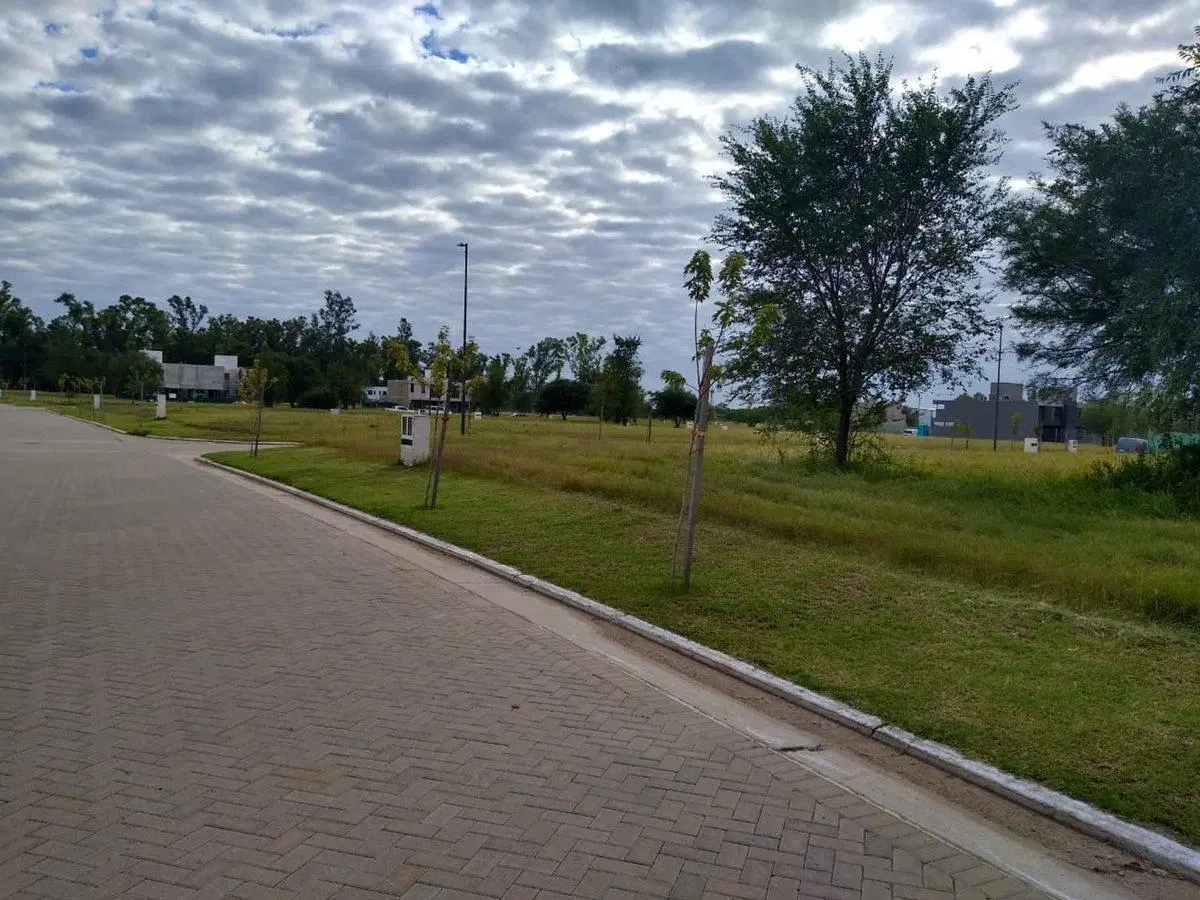 LOTE ESQUINA 345 M2 NVO MALAGUEÑO CON ESCRITURA 3