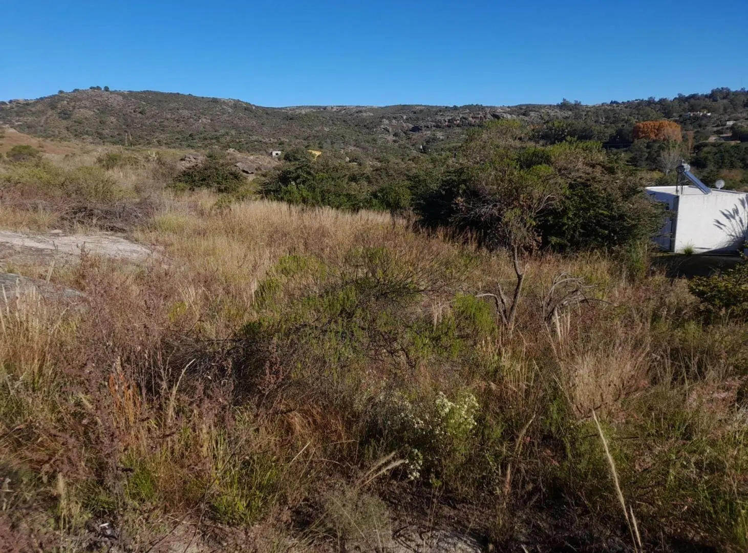 Venta lote en Tanti 2554 m2 Vista Unica Escritura 2