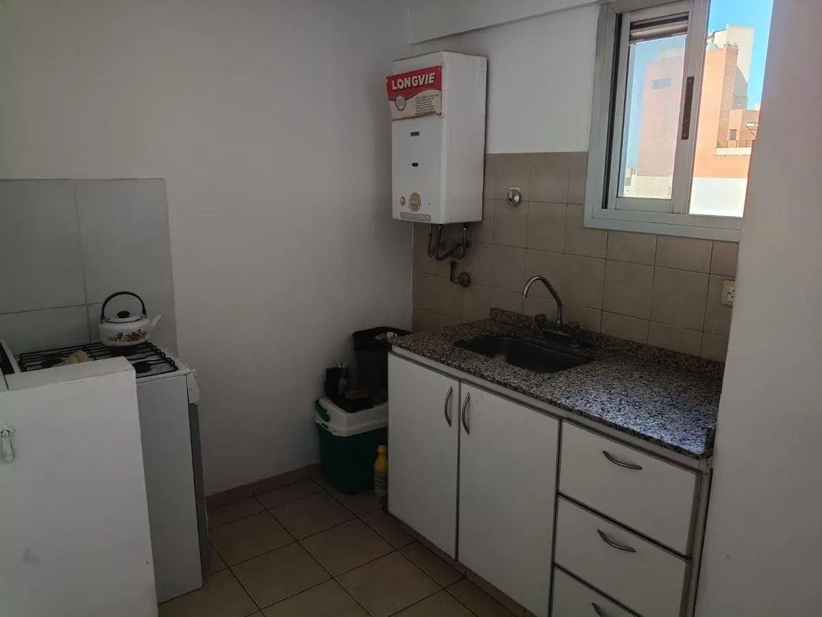 Depto 1 dorm a pocas cuadras de plaza Alta Cba 3