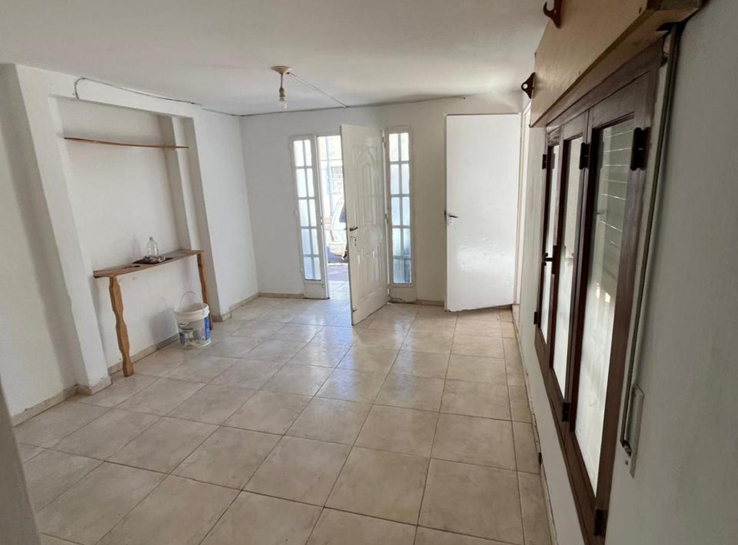 Foto de Venta casa con local comercial Barrio Zumaran, imagen 4