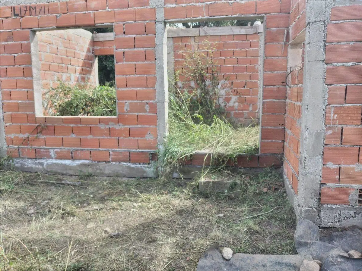 LOTE 733.26 M2 CASA A TERMINAR ESTANCIA VIEJA 3