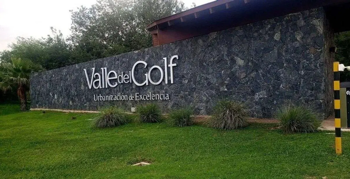 TERRENO 427 M2 EN VENTA EN VALLE DEL GOLF ETAPA 2 2