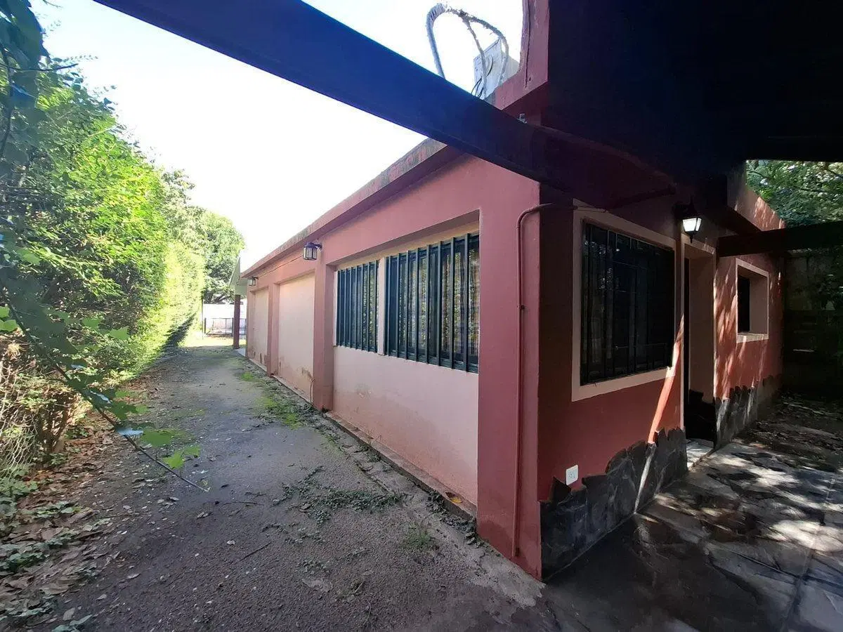 Casa 2 dormi pileta gran lote Bialet Masse 8