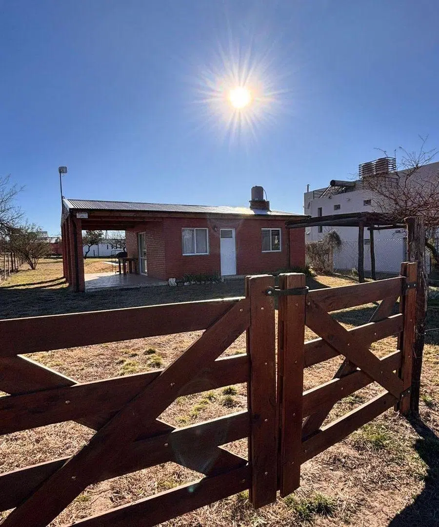 Venta casa amoblada 2 Dormi Potrero de Garay 3