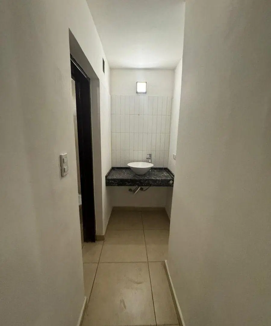 DEPARTAMENTO AMPLIO SOBRE OBISPO TREJO 5