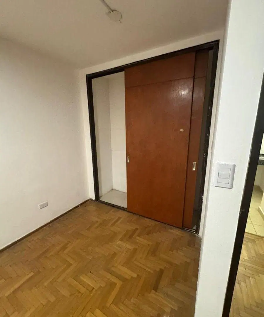 DEPARTAMENTO AMPLIO SOBRE OBISPO TREJO 4