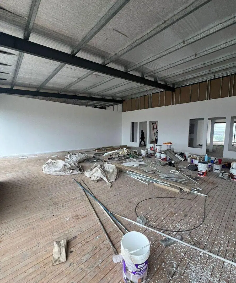 VENTA OFICINA 60M2 EN PARQUE INDUSTRIAL POLO 52 5