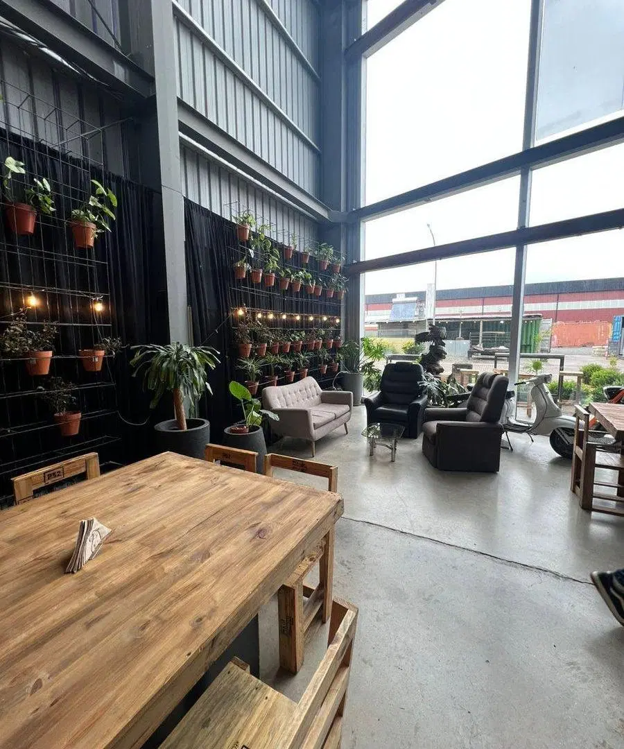 VENTA OFICINA 60M2 EN PARQUE INDUSTRIAL POLO 52 2