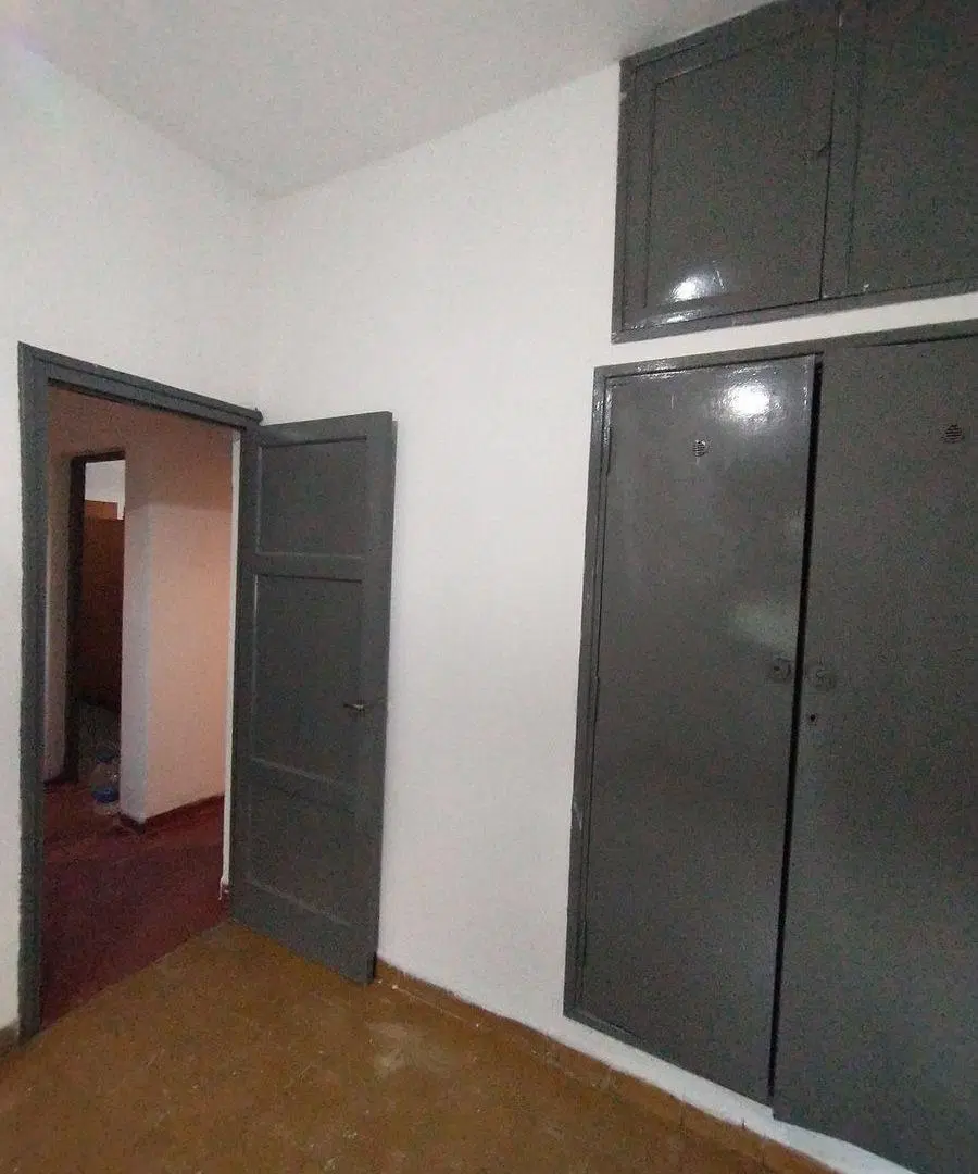 Venta casa 2 dor con patio barrio  Matienzo 3