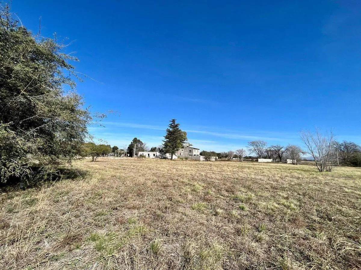 Lote 1000 m² frente Ruta 9 – Centro Juárez Celman 3
