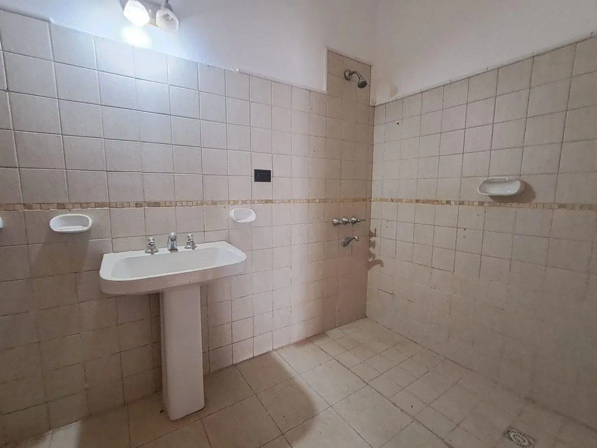 Oportunidad Casa 3 dorm Planta Baja en Matienzo 3