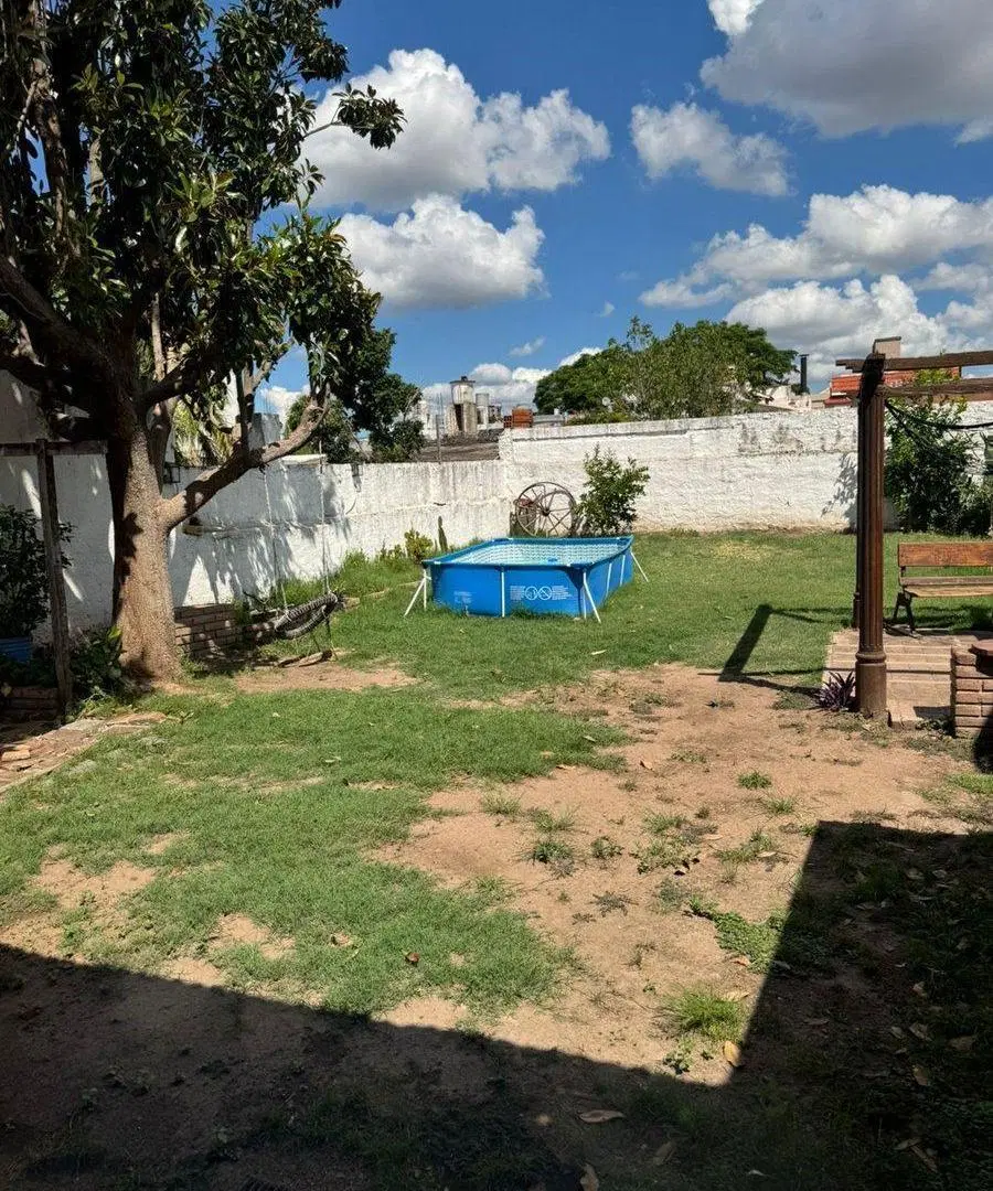 Casa con 4 dormitorios con Escritura barrio Maipu 2