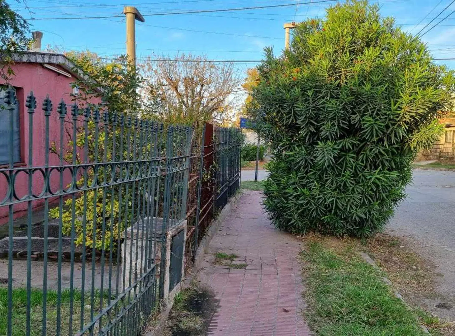 Casa 3 dormitorios en Parque República 2