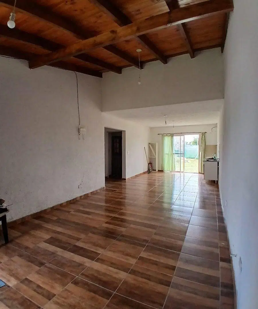 VENTA CASA 2 DORMITORIOS B° VICOR OPORTUNIDAD 3