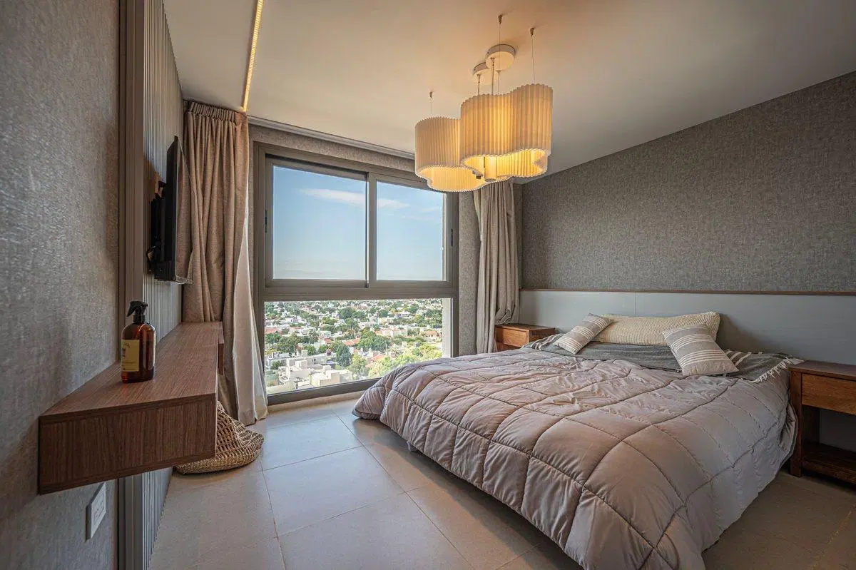 VENTA DPTO 2 DORMI 2 BAÑOS OPERA PARK PISO 12 COCH 3