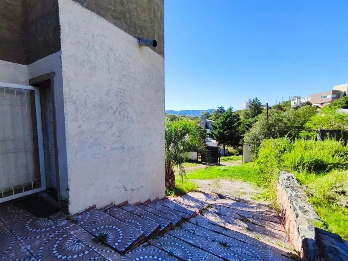 Venta casa 3 dormi pileta y vista Carlos Paz 4