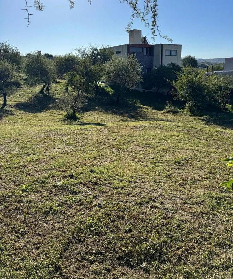 LOTE LOMAS DEL REY CERRADO 862 M Facilidades 5