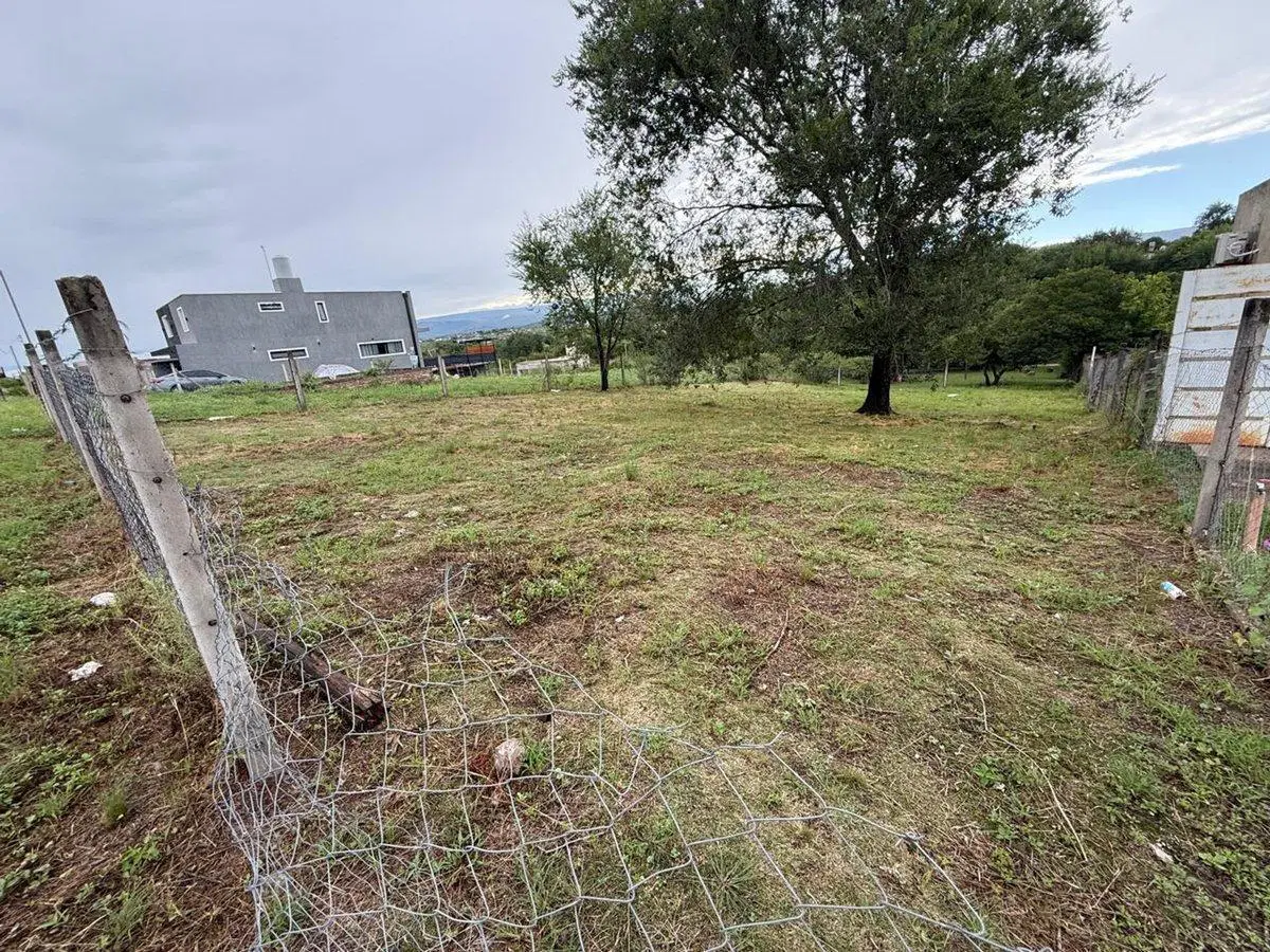 VENTA LOTE 630 M2 TANTI 4 CUADRAS DE LA  RUTA 28 4