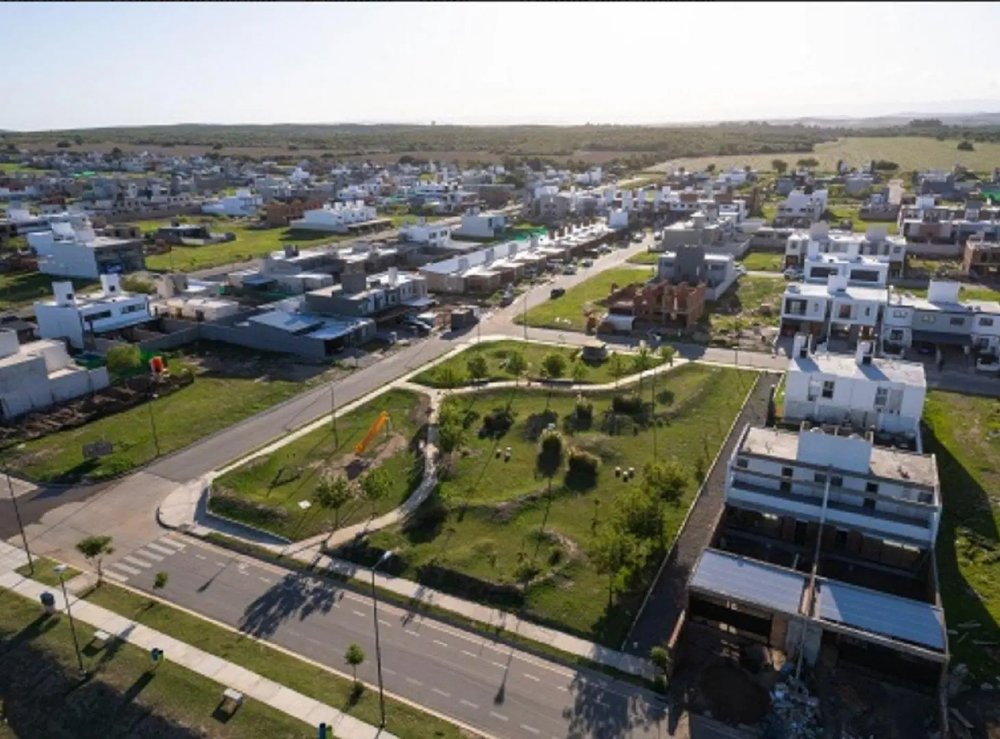 Venta lote 252 mts Docta Parque 5M apto dúplex 4