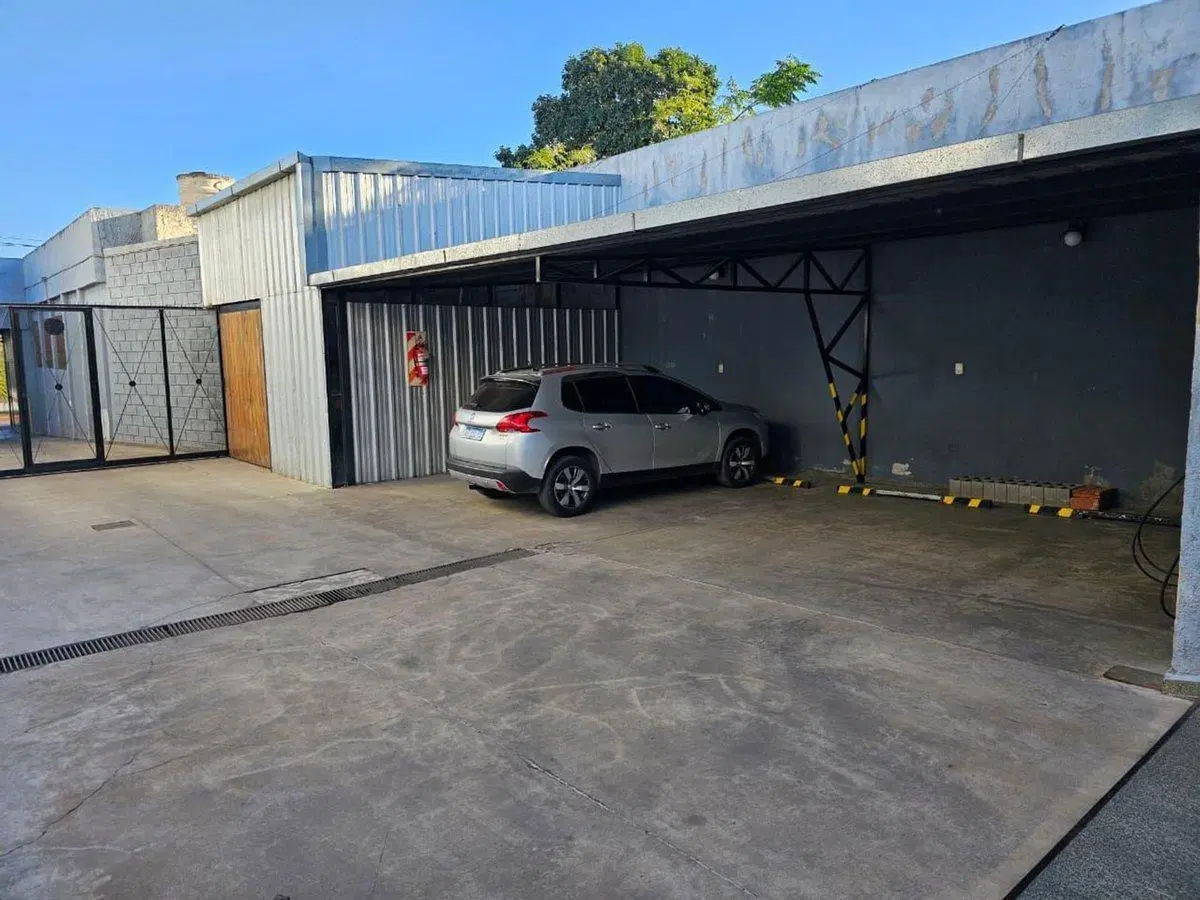 GALPON CON OFICINAS AMOBLADAS | BARRIO COFICO 3