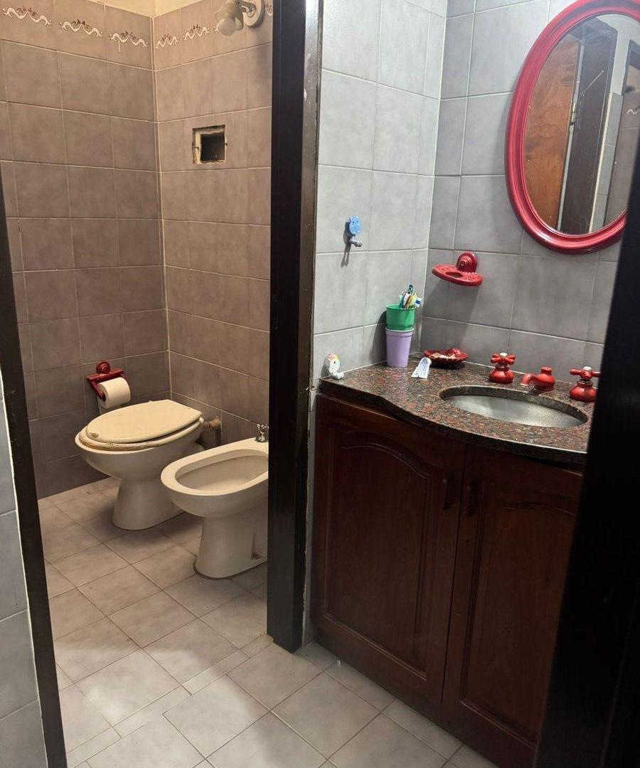 Foto de Casa con 4 dormitorios con Escritura barrio Maipu, imagen 3