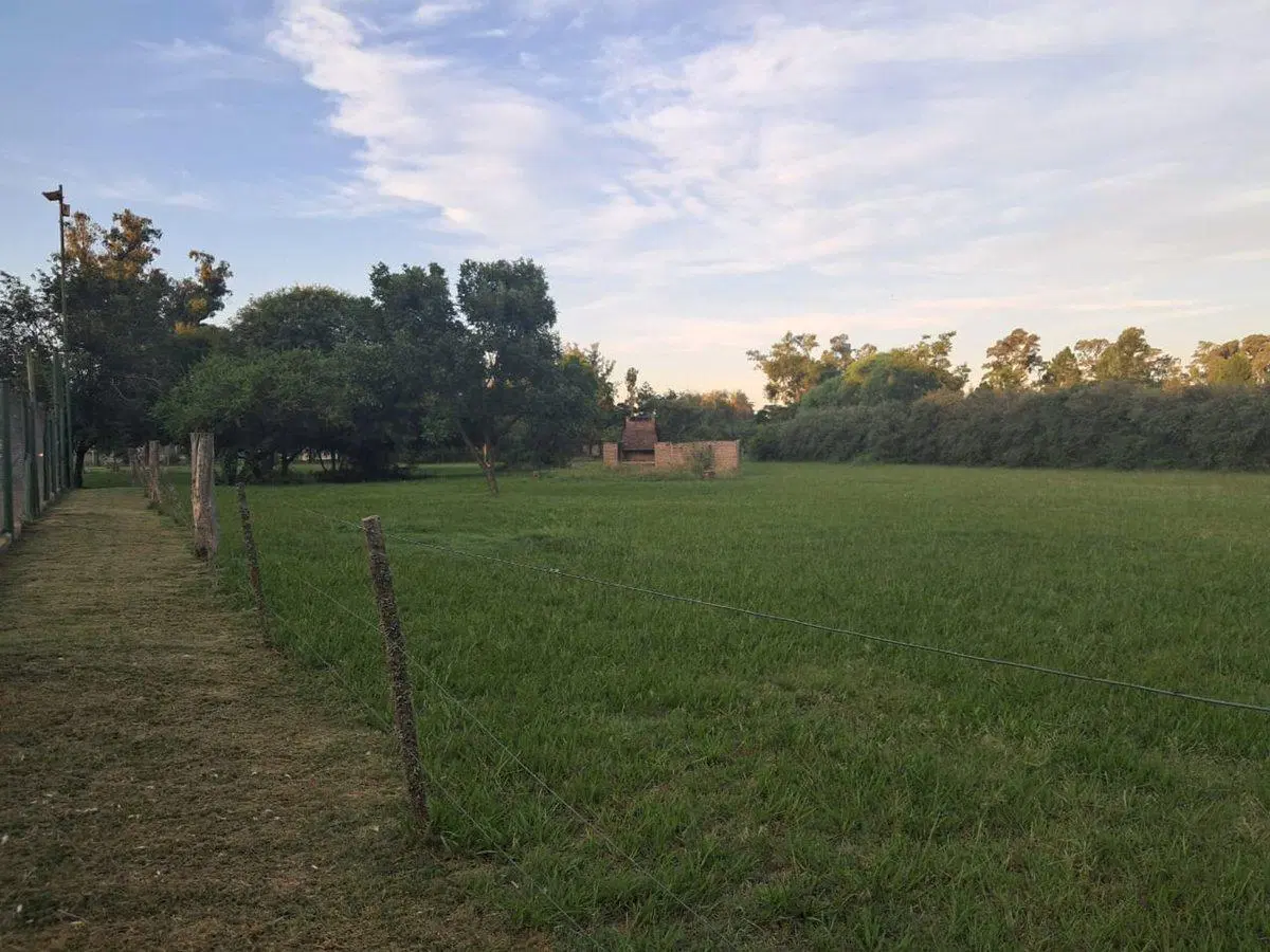 INVERSOR Lote 6800m2 apto Proyecto zona Countries 2