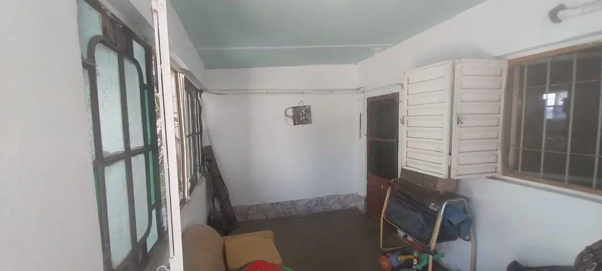 Dos casas con escritura en Parque Republica 3