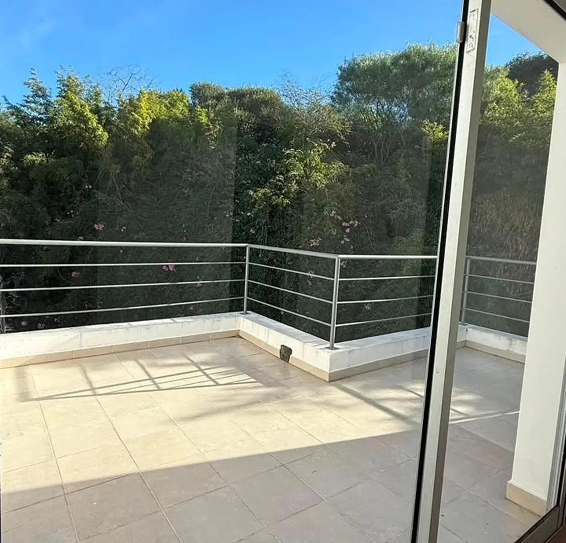 Duplex Villa Warcalde 3 dormitorios con escritura 2