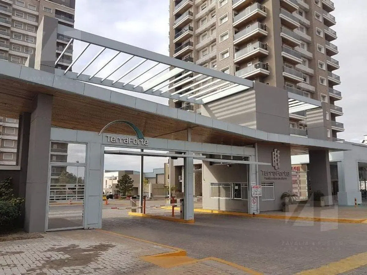 SE VENDE COCHERA PRIMER SUBSUELO EN TERRA FORTE 1 2