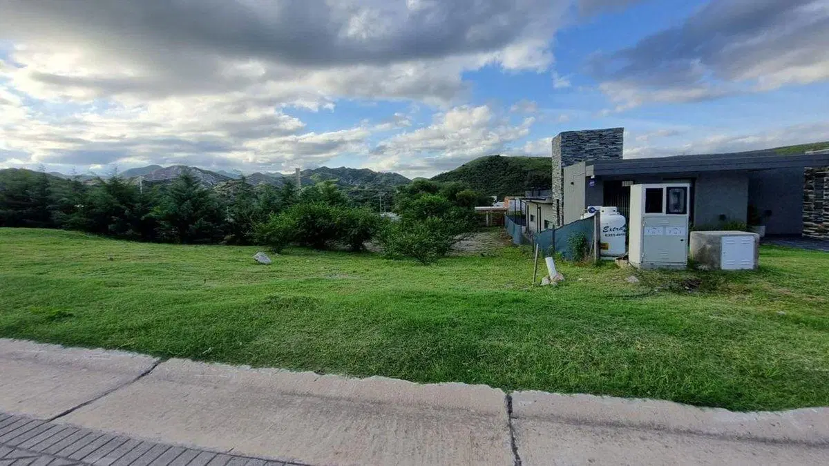 Lote en Venta  Colinas de La Deseada La Calera 2