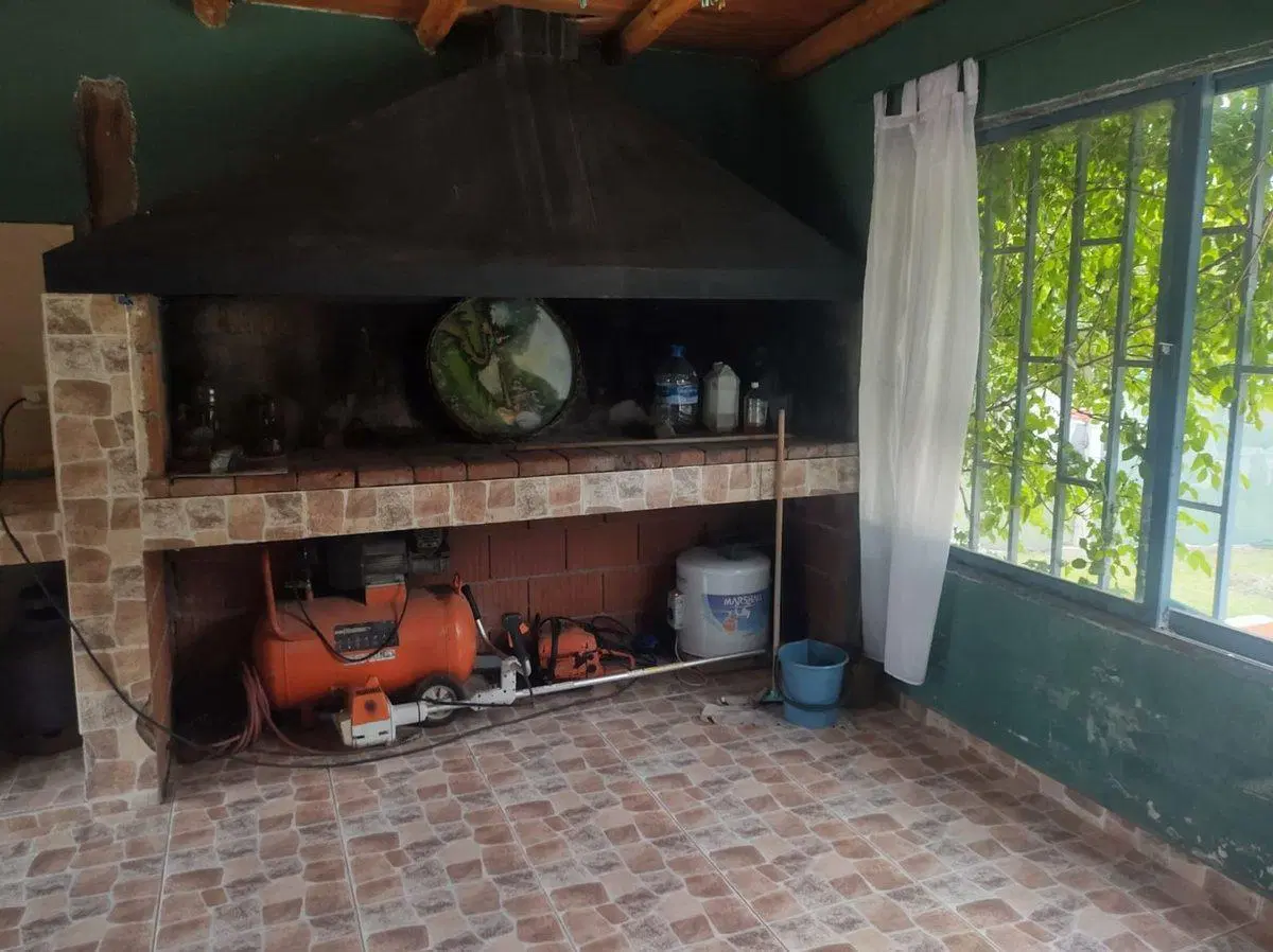 HERMOSA CASA EN TANTI CON PILETA MAS 2 DEPTOS 5