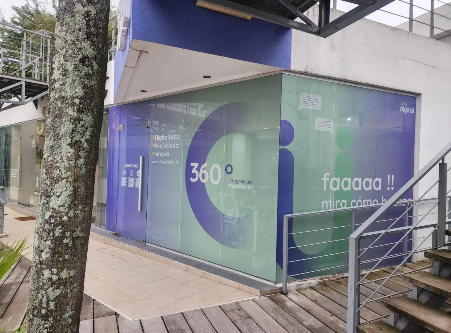 Se vendo local comercial en complejo Atrio 2