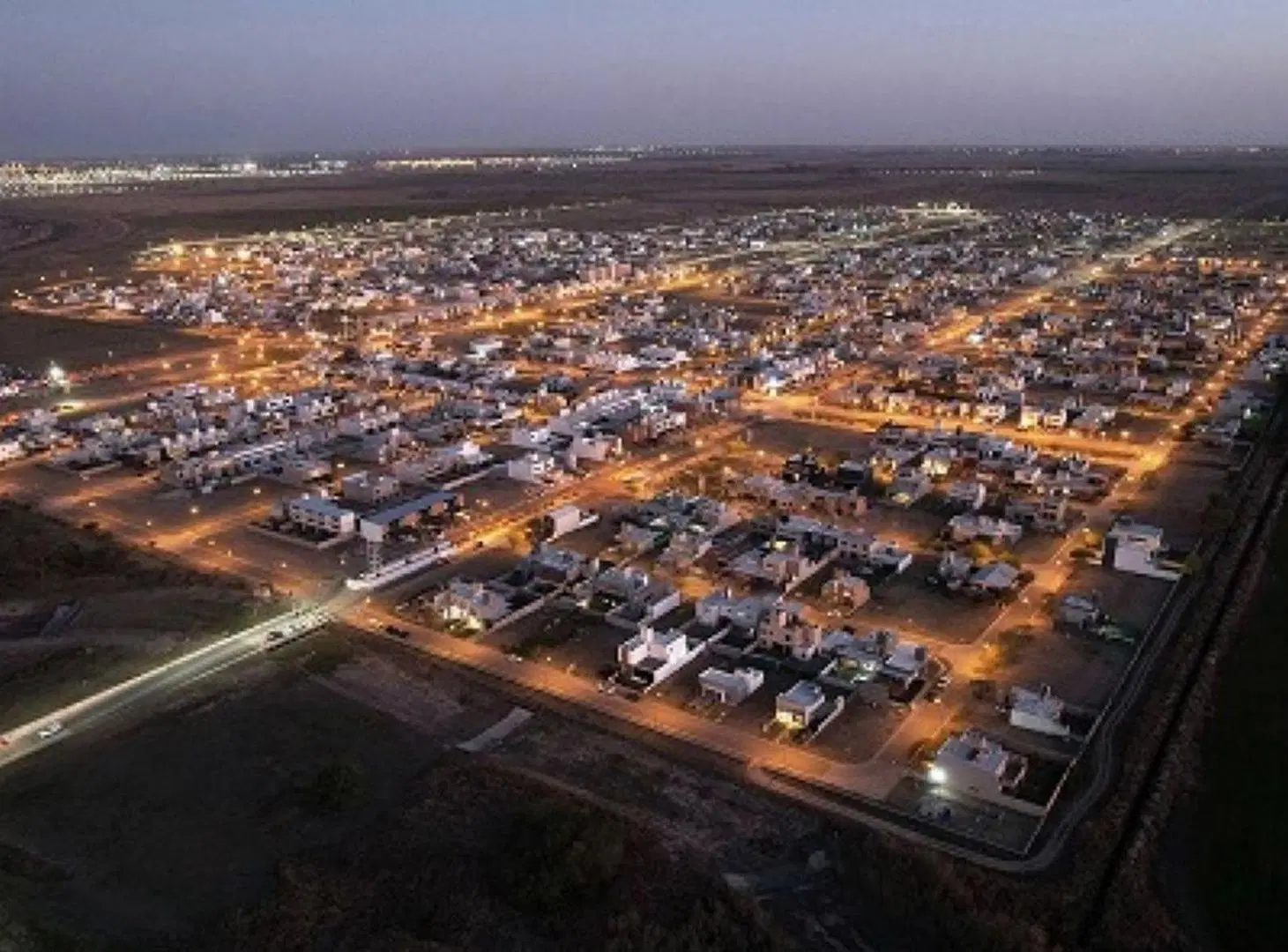 Lote 250 M2 DOCTA CENTRAL - Frente a espacio verde 8