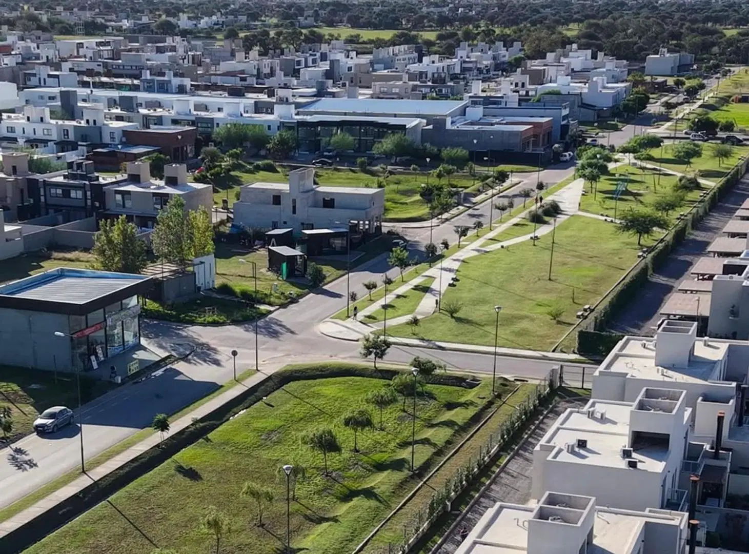 Lote 250 M2 DOCTA CENTRAL - Frente a espacio verde 5