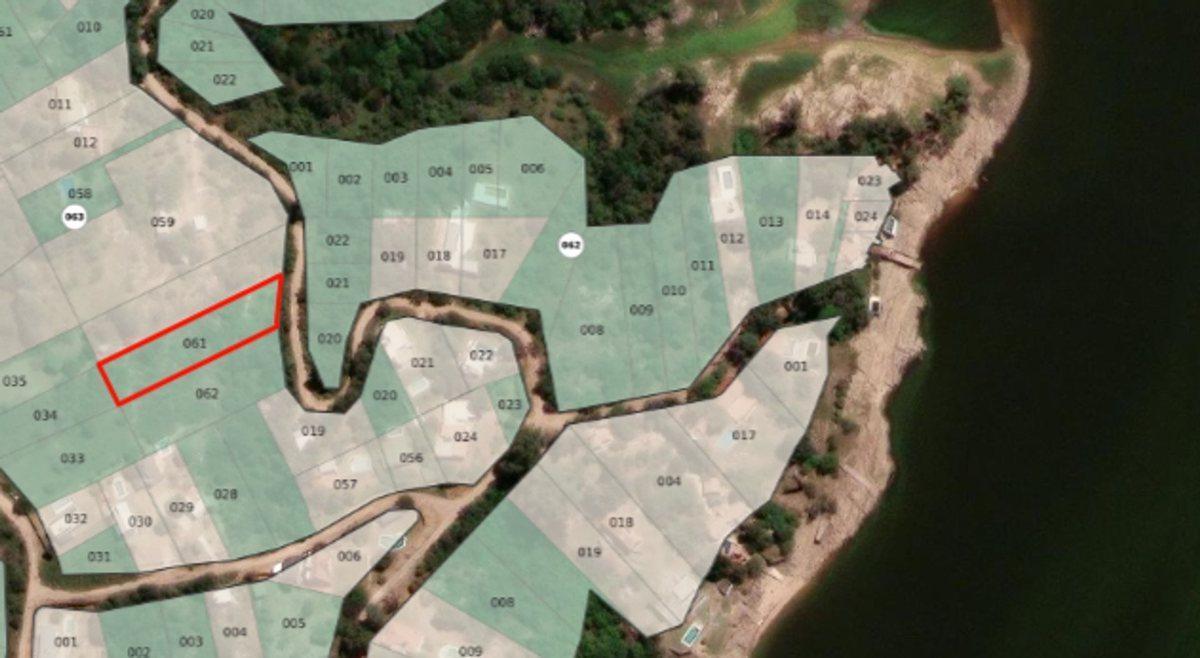 Foto de Lote 1689M2 en Villa Parque Siquiman vista al lago, imagen 1