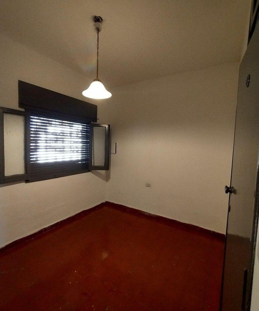 Foto de Venta casa 2 dor con patio barrio Matienzo, imagen 5