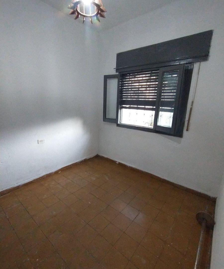 Foto de Venta casa 2 dor con patio barrio Matienzo, imagen 2