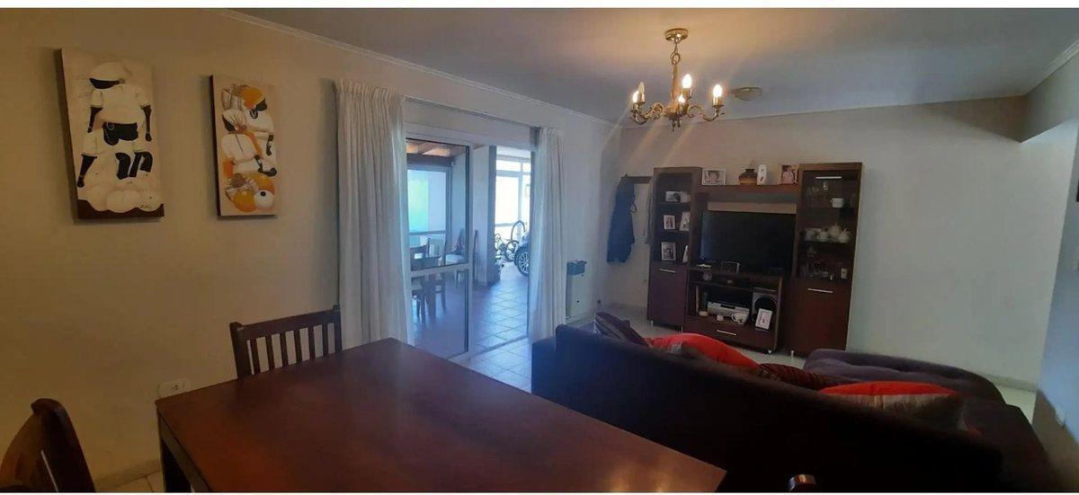 Foto de Casa de 3 dormi y piscina con escritura Arguello, imagen 1