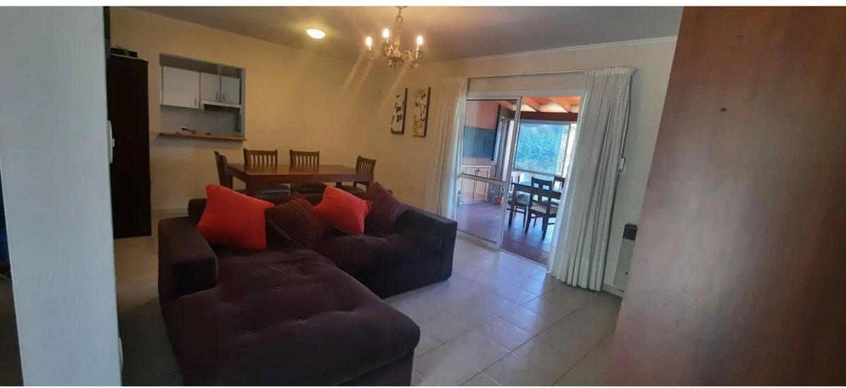 Foto de Casa de 3 dormi y piscina con escritura Arguello, imagen 4