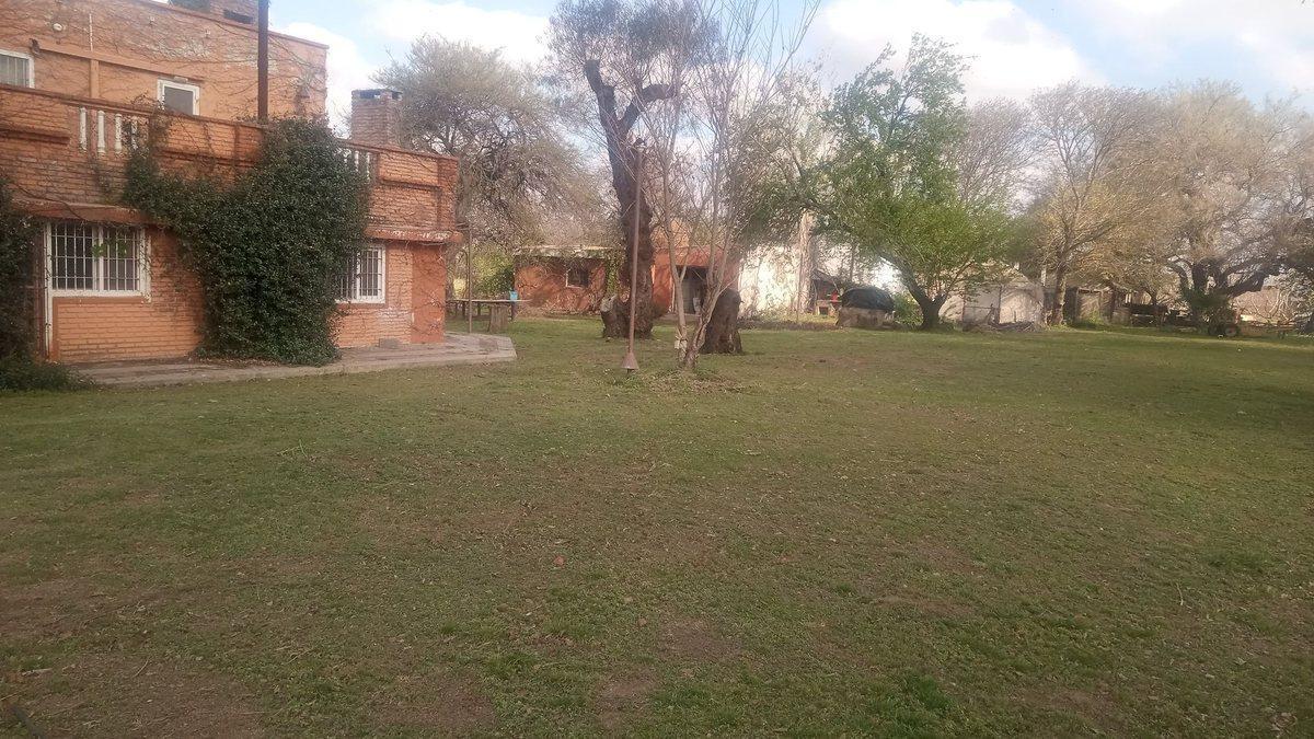 Foto de ESTANCIA FRENTE A LAGO PIEDRAS MORAS 2,3 HECTAREAS, imagen 2