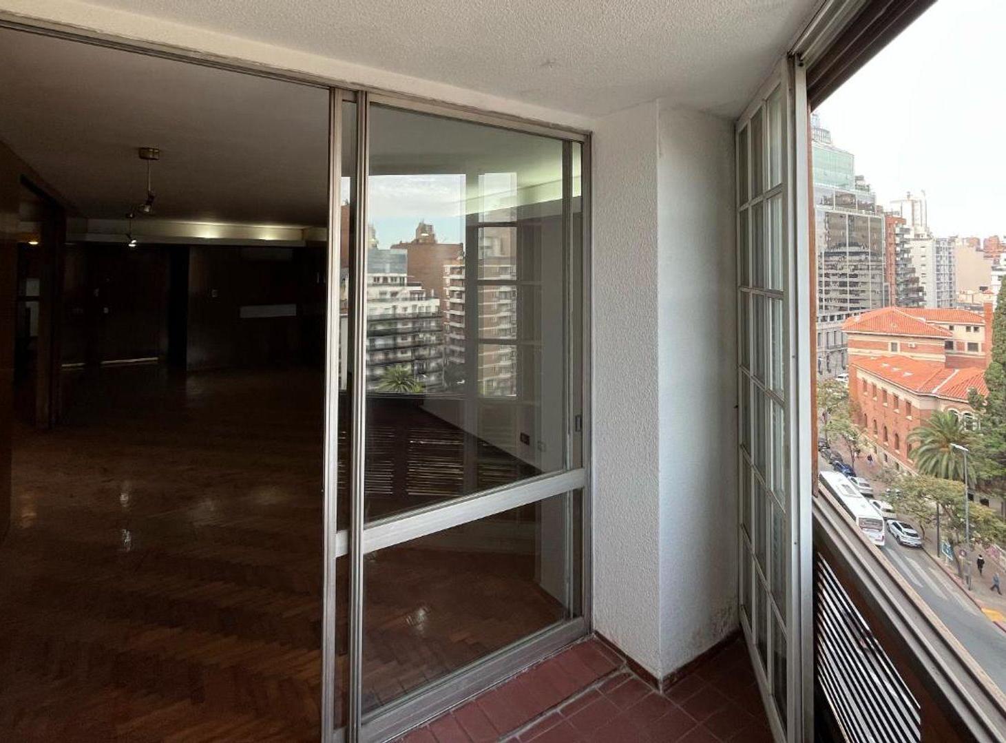 Foto de ALQUILER DEPTO 3 DORM. CON COCHERA NUEVA CORDOBA, imagen 5